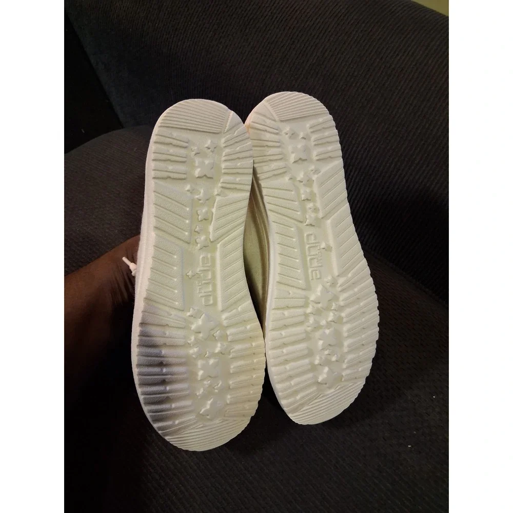 Hey Dude Wendy‎ Sparkling Gold Women's Size 5 Shoes